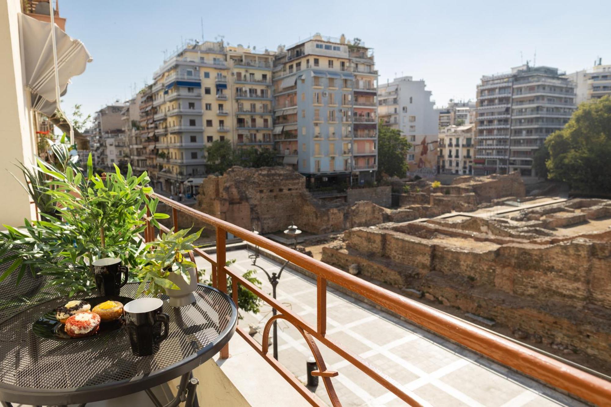 Starlights Wonderful View Apartments By Binobi! Tesalonika Bagian luar foto